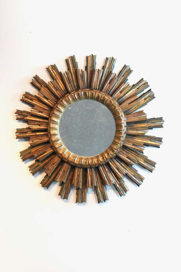 Fine French circular giltwood mirror