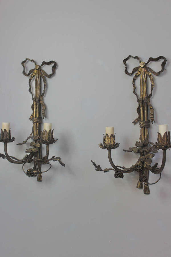 Traditional pair of dark brass naturalistic wall sconces