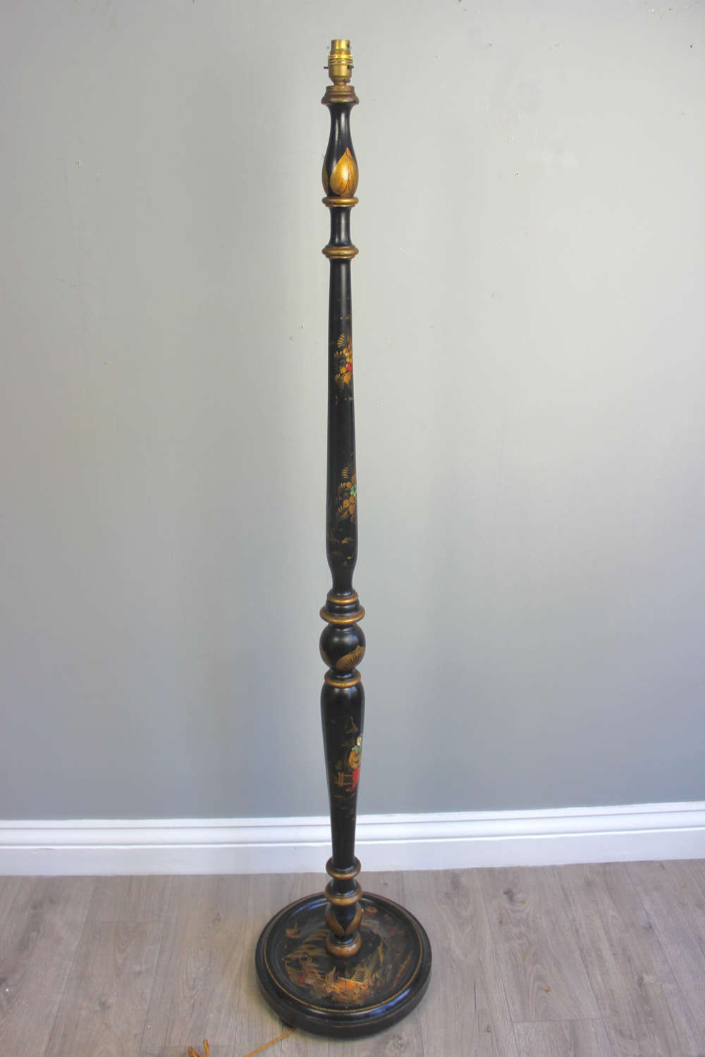 English black chinoiserie  country house floor lamp
